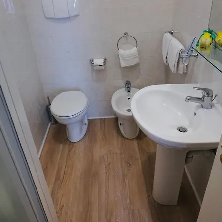 Europa Milano 3*