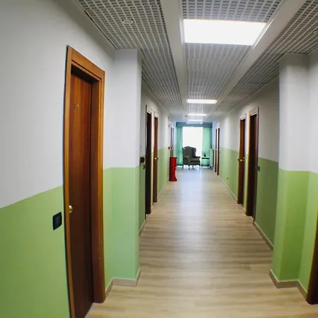 Hotel Europa Milano 3*